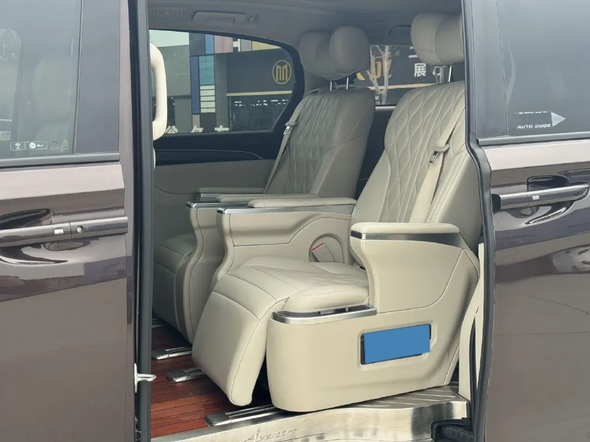 2021 Buick GL8 2.0T 237HP L4 9AT,autocango,china used car exporter,china ev exporter,chinese used car exporter,chinese used ev exporter