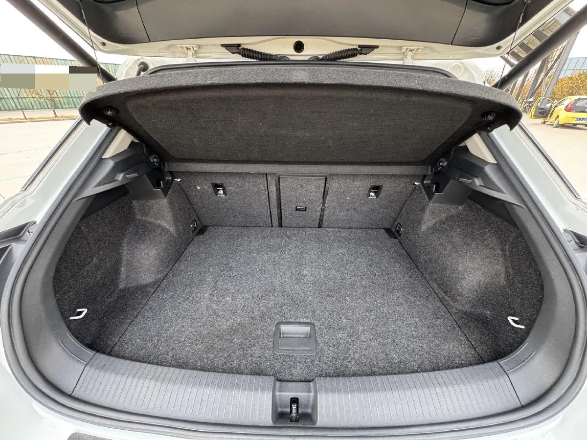 2019 Volkswagen T-Roc 1.4T 150HP L4 7DCT,autocango,china used car exporter,china ev exporter,chinese used car exporter,chinese used ev exporter