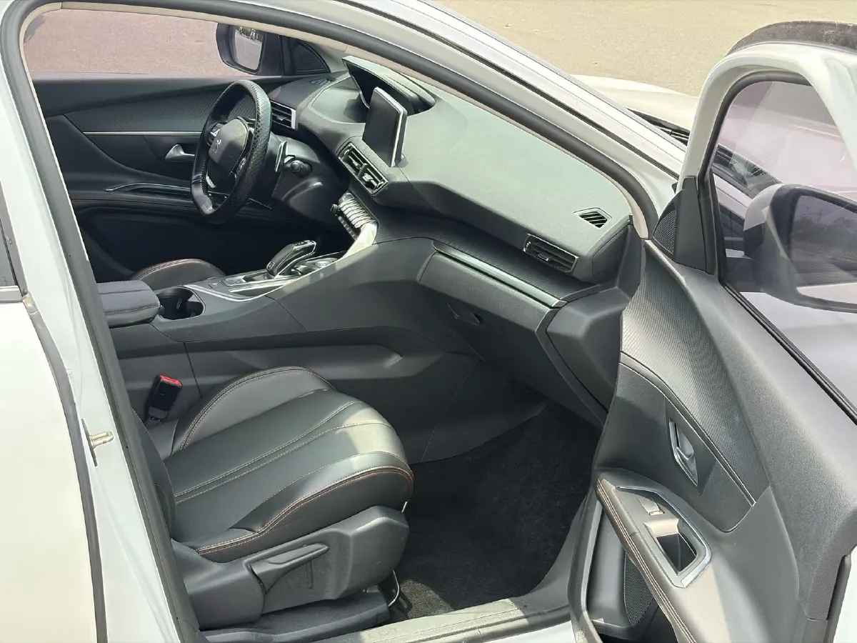 2019 Peugeot 4008 1.6T 170HP L4 6AT,autocango,china used car exporter,china ev exporter,chinese used car exporter,chinese used ev exporter