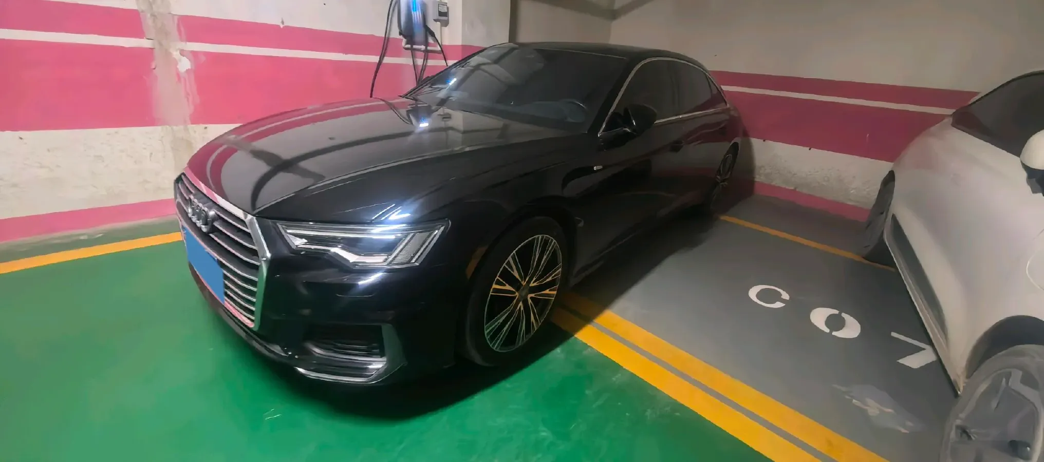 2019 Audi A6L 2.0T 190HP L4 7DCT,autocango,china used car exporter,china ev exporter,chinese used car exporter,chinese used ev exporter