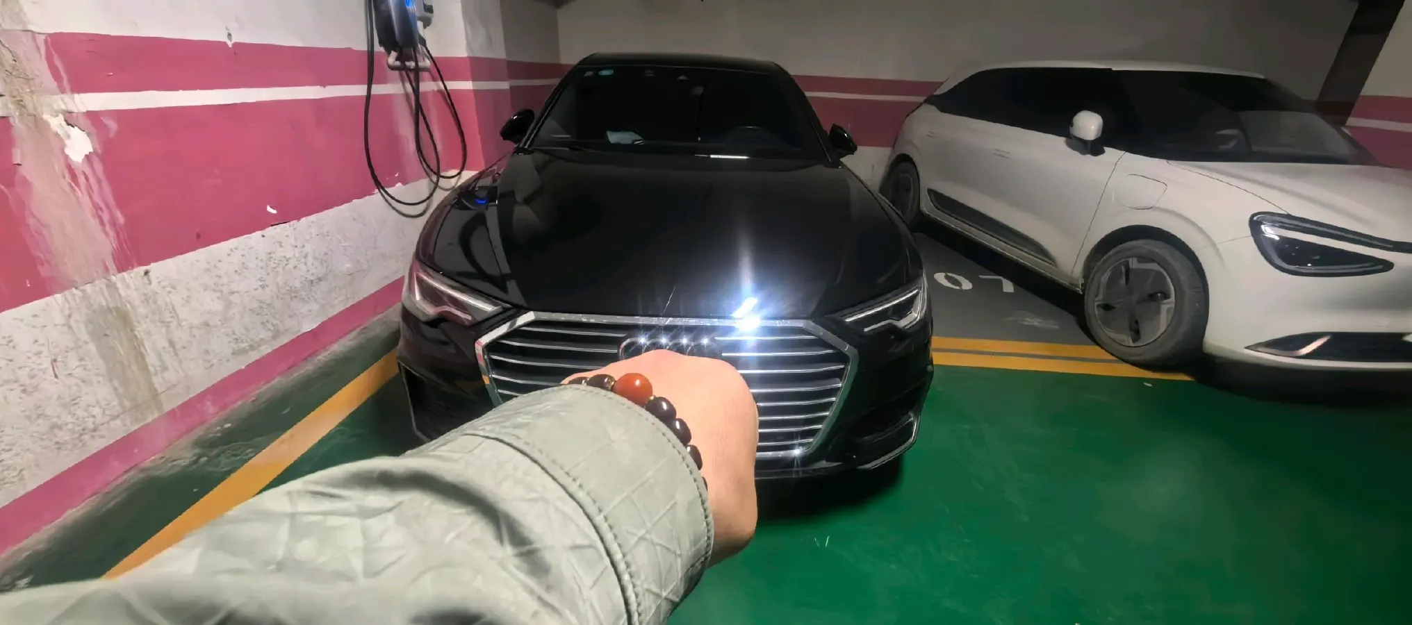 2019 Audi A6L 2.0T 190HP L4 7DCT,autocango,china used car exporter,china ev exporter,chinese used car exporter,chinese used ev exporter