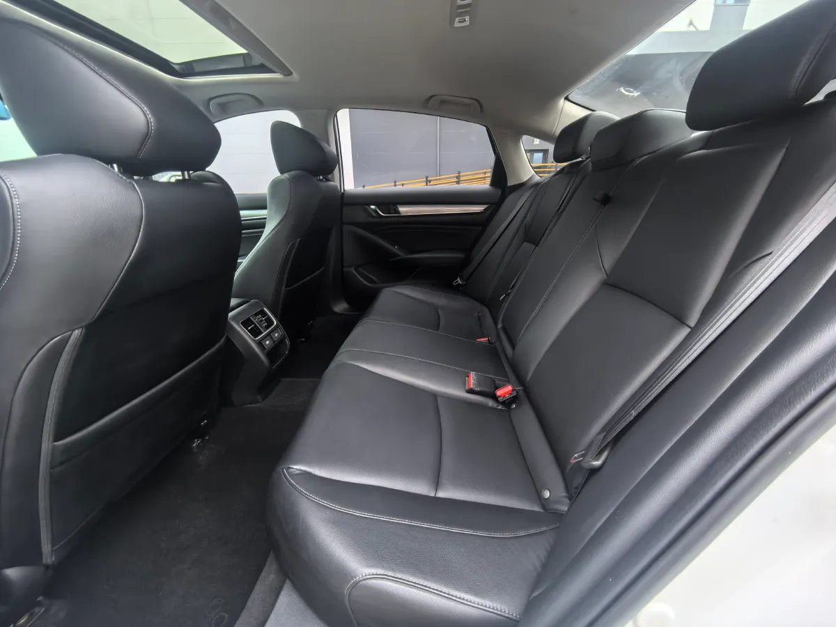 2022 Honda Accord 2.0L 146HP L4 E-CVT Hybrid,autocango,china used car exporter,china ev exporter,chinese used car exporter,chinese used ev exporter