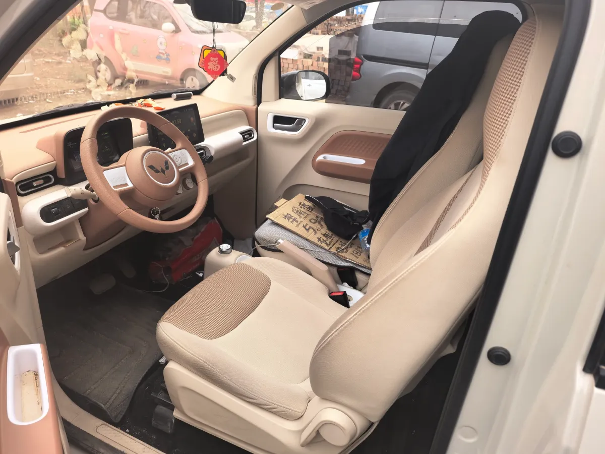 2024 WuLing HongGuang MINI EV BEV 17.3KWH,autocango,china used car exporter,china ev exporter,chinese used car exporter,chinese used ev exporter