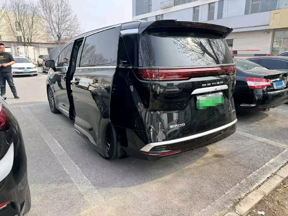 2024 Denza D9 1.5T 139HP L4 E-CVT PHEV 40KWH,autocango,china used car exporter,china ev exporter,chinese used car exporter,chinese used ev exporter