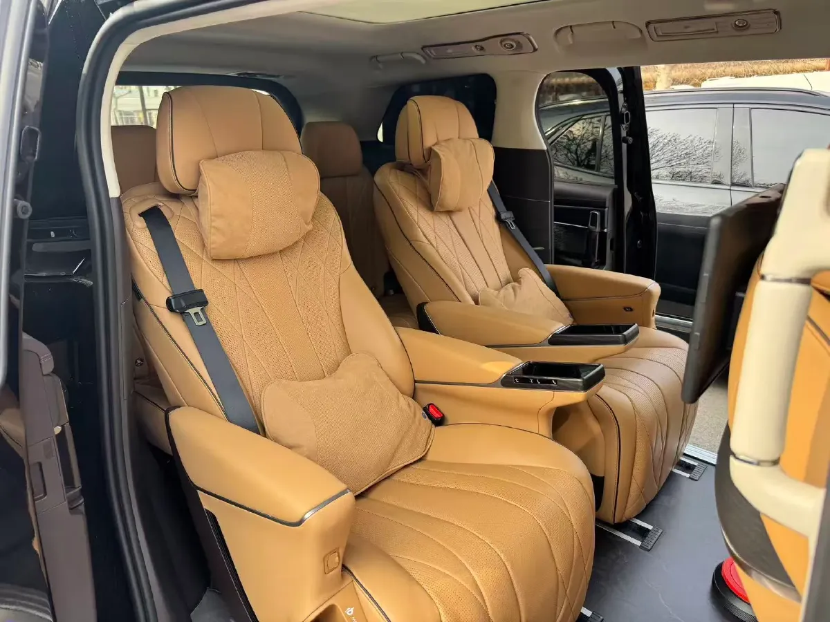 2024 Denza D9 1.5T 139HP L4 E-CVT PHEV 40KWH,autocango,china used car exporter,china ev exporter,chinese used car exporter,chinese used ev exporter