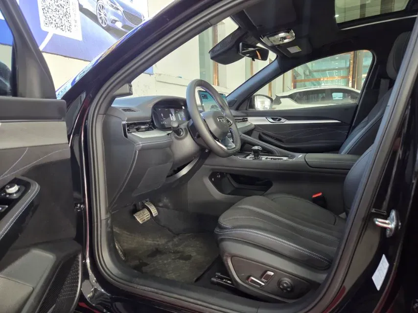 2026 Geely Preface 2.0T 272HP L4 8AT,autocango,china used car exporter,china ev exporter,chinese used car exporter,chinese used ev exporter