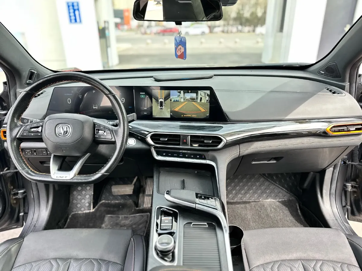 2022 ChangAn UNI-T 1.5T 188HP L4 7DCT,autocango,china used car exporter,china ev exporter,chinese used car exporter,chinese used ev exporter