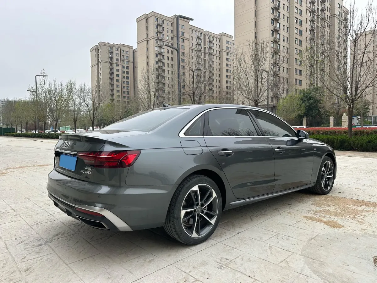 2020 Audi A4L 2.0T 190HP L4 7DCT,autocango,china used car exporter,china ev exporter,chinese used car exporter,chinese used ev exporter