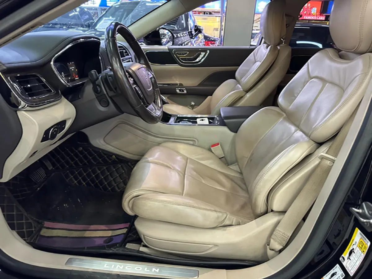 2017 Lincoln Continental 2.0T 261HP L4 6AT,autocango,china used car exporter,china ev exporter,chinese used car exporter,chinese used ev exporter