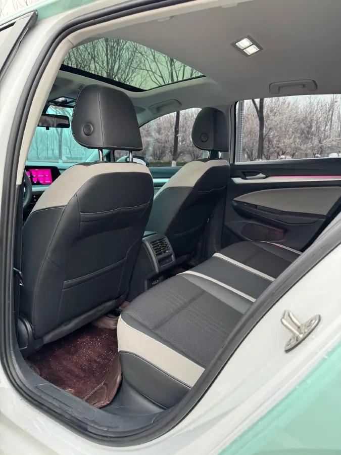 2023 Volkswagen Golf 1.4T 150HP L4 7DCT,autocango,china used car exporter,china ev exporter,chinese used car exporter,chinese used ev exporter