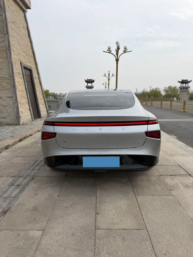 2020 Xpeng P7 BEV 70.8KWH,autocango,china used car exporter,china ev exporter,chinese used car exporter,chinese used ev exporter