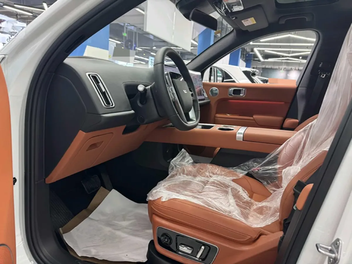 2025 Li L7 Range Extended 154HP REEV,autocango,china used car exporter,china ev exporter,chinese used car exporter,chinese used ev exporter