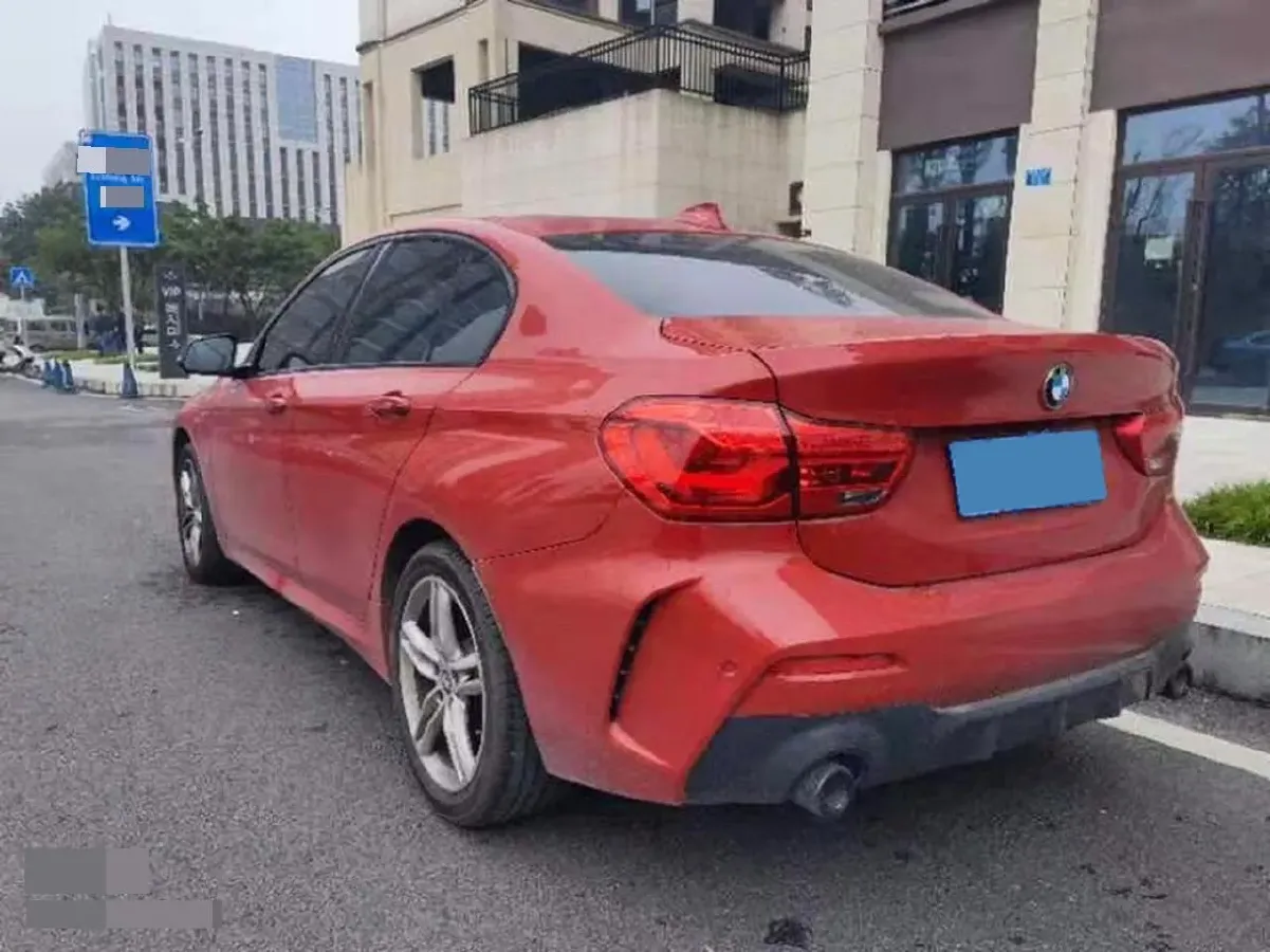 2021 BMW 1 Series 1.5T 140HP L3 7DCT,autocango,china used car exporter,china ev exporter,chinese used car exporter,chinese used ev exporter