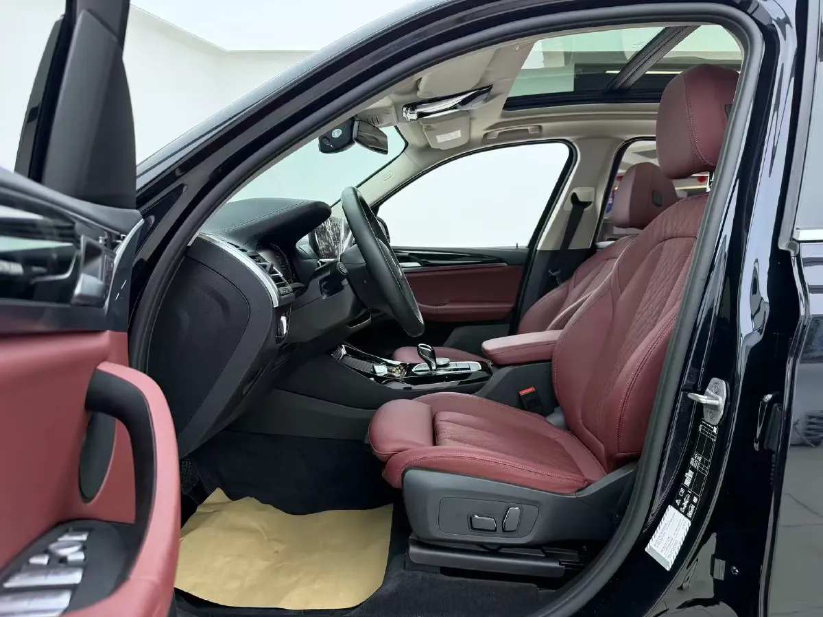 2023 BMW X3 2.0T 184HP L4 8AT,autocango,china used car exporter,china ev exporter,chinese used car exporter,chinese used ev exporter