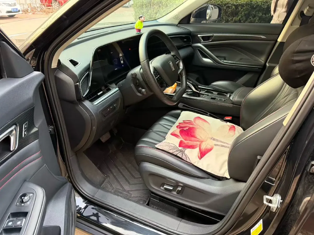 2021 Bestune T55 1.5T 169HP L4 7DCT,autocango,china used car exporter,china ev exporter,chinese used car exporter,chinese used ev exporter