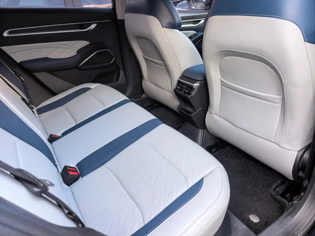 2022 Geely Emgrand 1.5L 114HP L4 CVT,autocango,china used car exporter,china ev exporter,chinese used car exporter,chinese used ev exporter