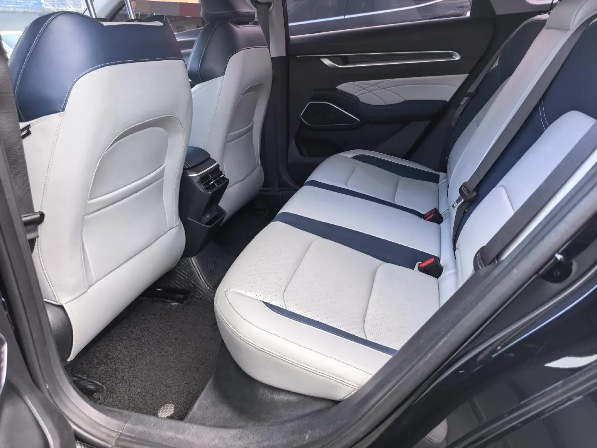 2022 Geely Emgrand 1.5L 114HP L4 CVT,autocango,china used car exporter,china ev exporter,chinese used car exporter,chinese used ev exporter