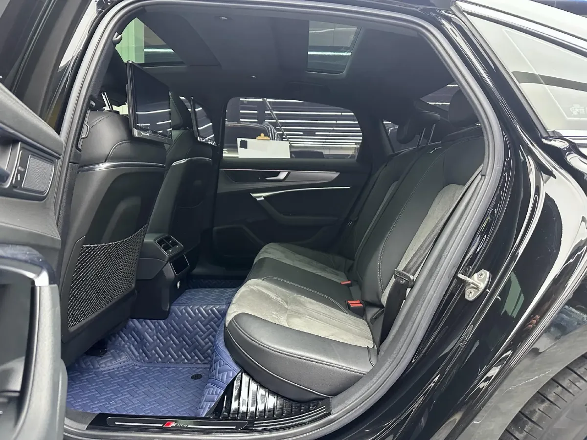 2020 Audi A6L 2.0T 252HP L4 7DCT PHEV 14.1KWH,autocango,china used car exporter,china ev exporter,chinese used car exporter,chinese used ev exporter