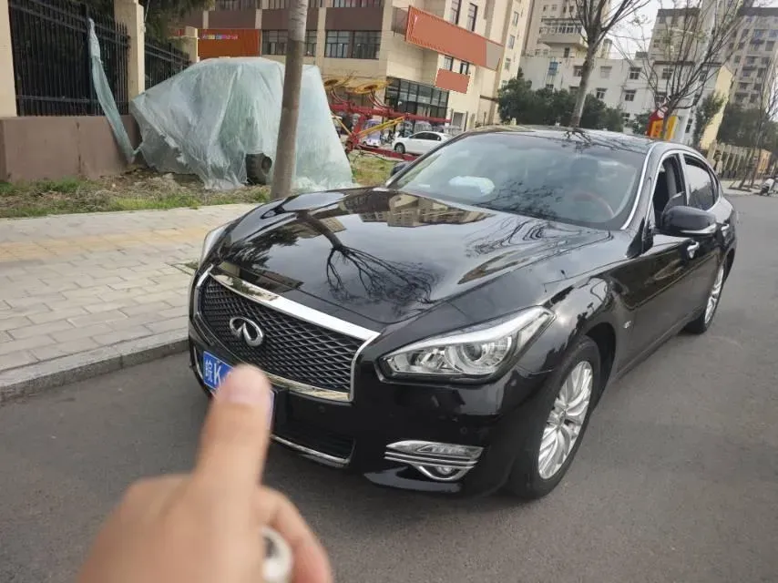 2019 Alfa Romeo Giulia 2.0T 280HP L4 8AT,autocango,china used car exporter,china ev exporter,chinese used car exporter,chinese used ev exporter