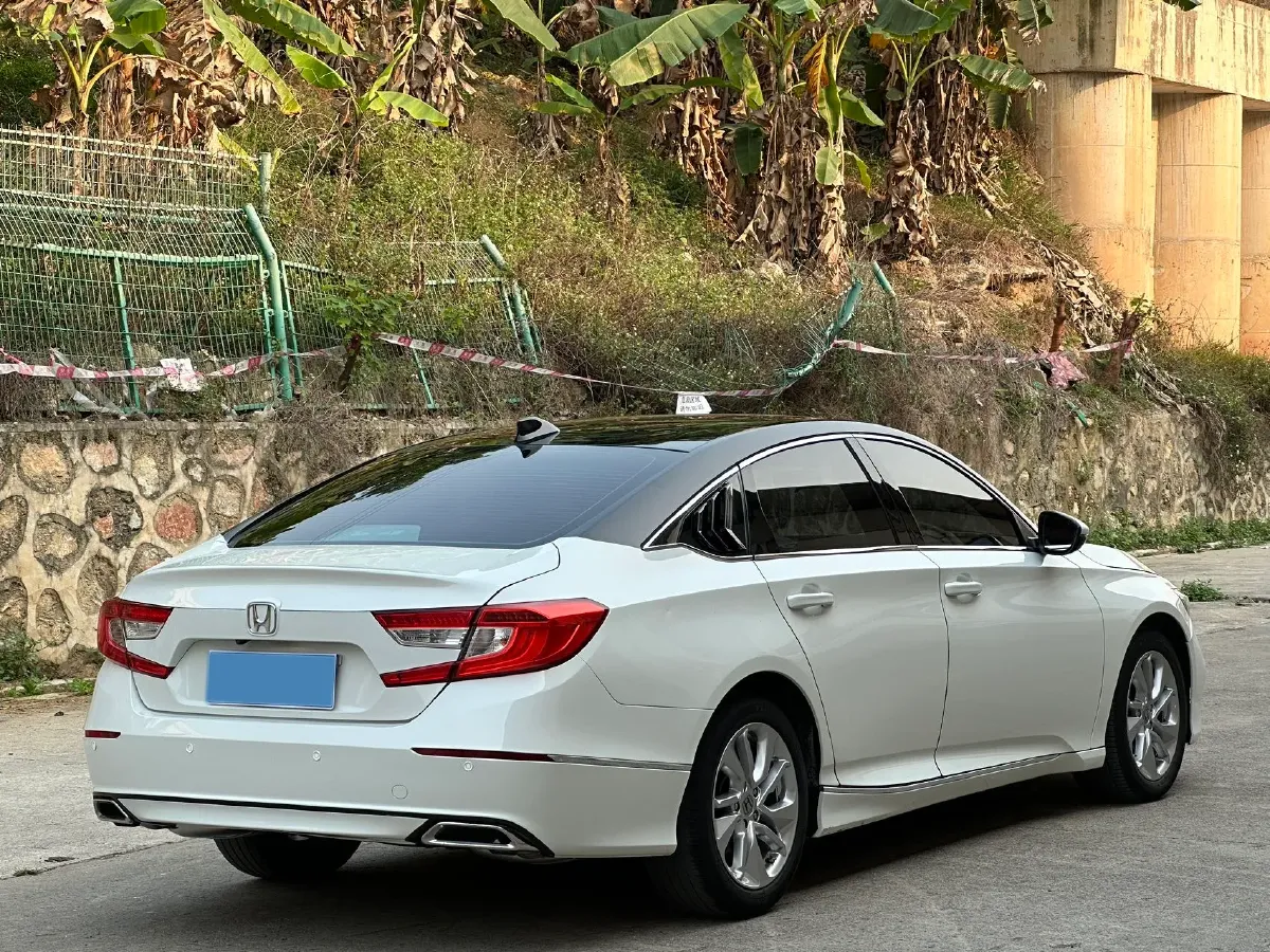 2018 Honda Accord 1.5T 194HP L4 CVT,autocango,china used car exporter,china ev exporter,chinese used car exporter,chinese used ev exporter