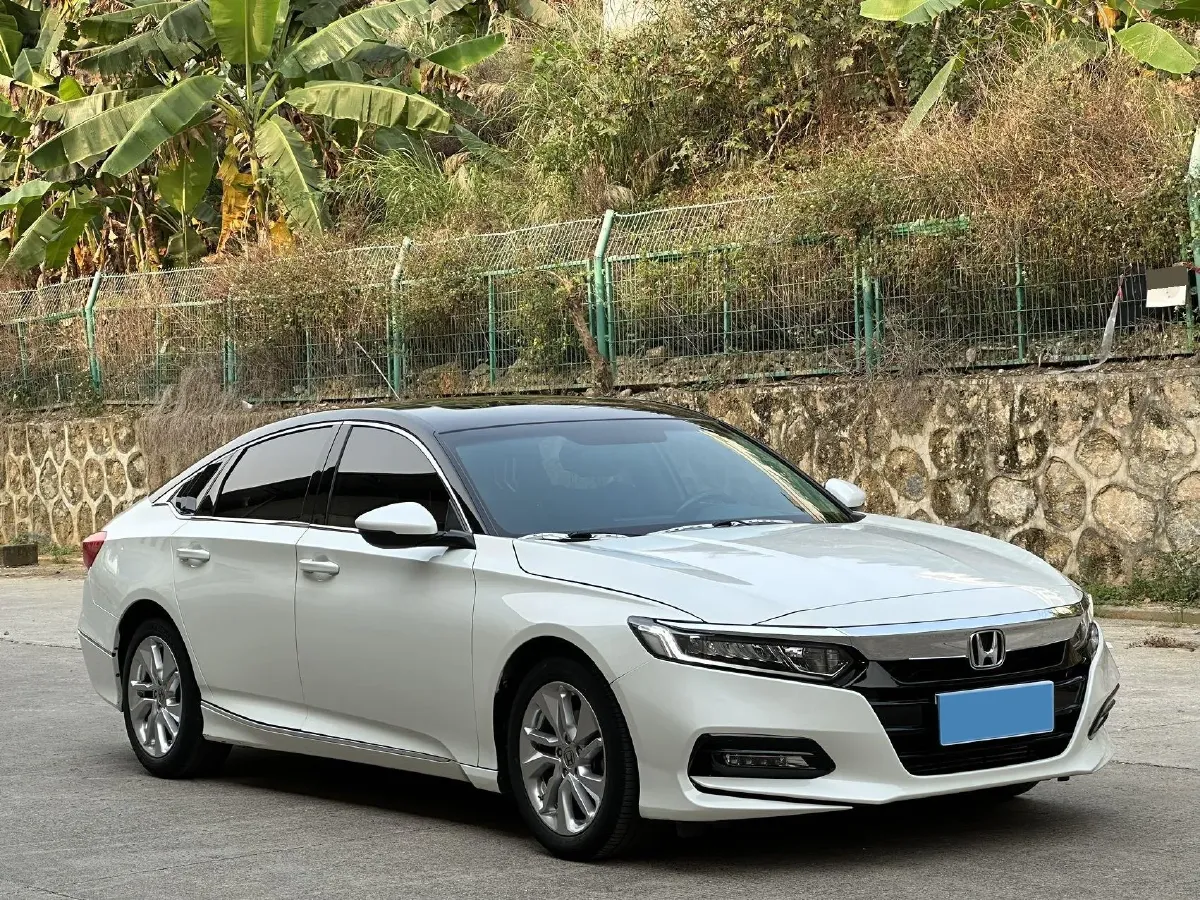 2018 Honda Accord 1.5T 194HP L4 CVT,autocango,china used car exporter,china ev exporter,chinese used car exporter,chinese used ev exporter