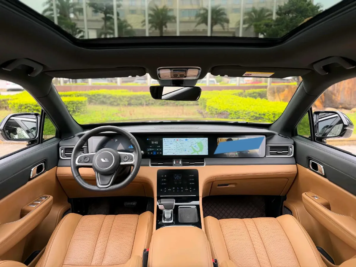 2020 Li ONE Range Extended 131HP REEV 40.5KWH,autocango,china used car exporter,china ev exporter,chinese used car exporter,chinese used ev exporter