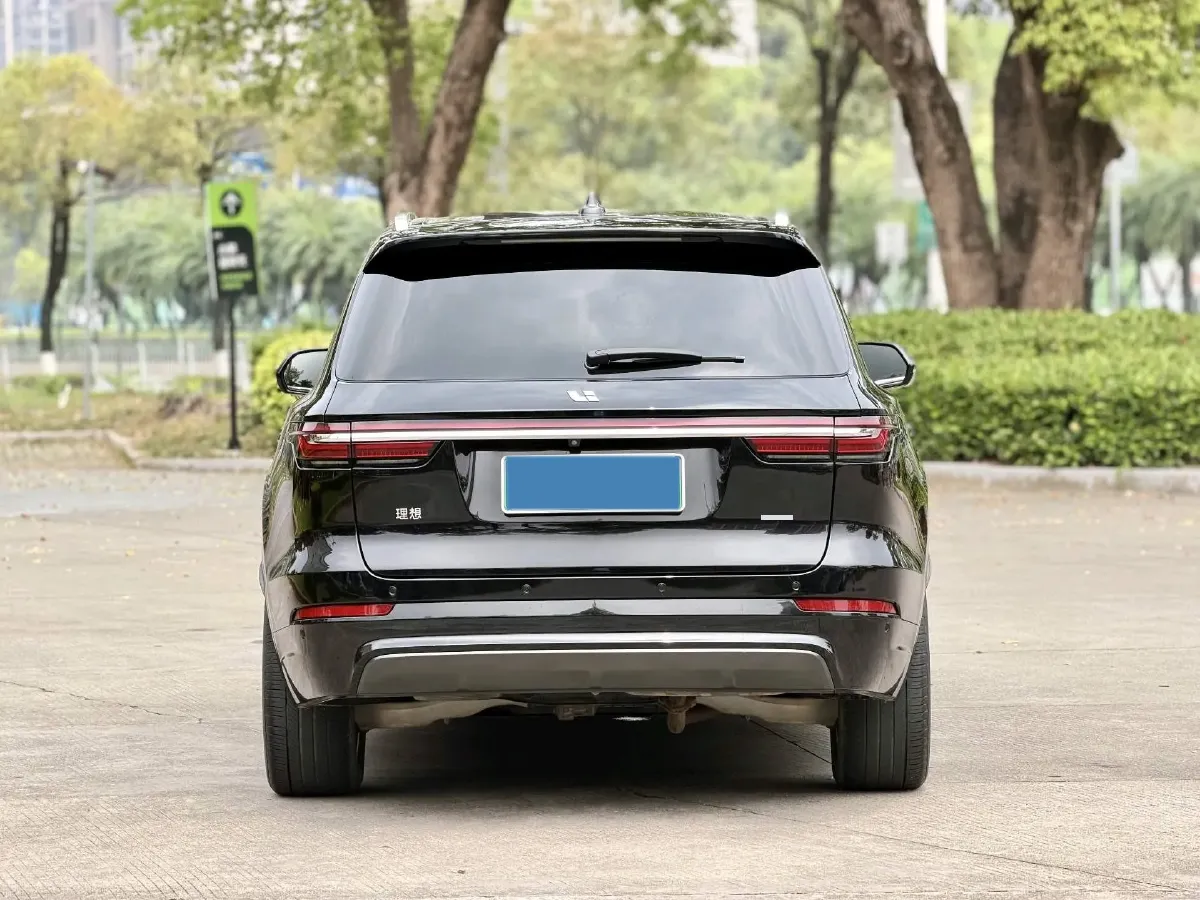 2020 Li ONE Range Extended 131HP REEV 40.5KWH,autocango,china used car exporter,china ev exporter,chinese used car exporter,chinese used ev exporter