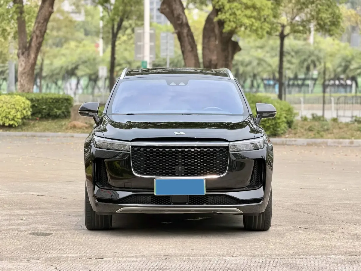 2020 Li ONE Range Extended 131HP REEV 40.5KWH,autocango,china used car exporter,china ev exporter,chinese used car exporter,chinese used ev exporter