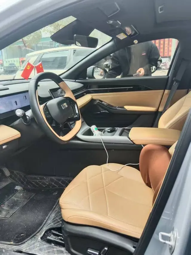 2023 Geely Galaxy L6 1.5T 163HP L4 3DHT PHEV,autocango,china used car exporter,china ev exporter,chinese used car exporter,chinese used ev exporter