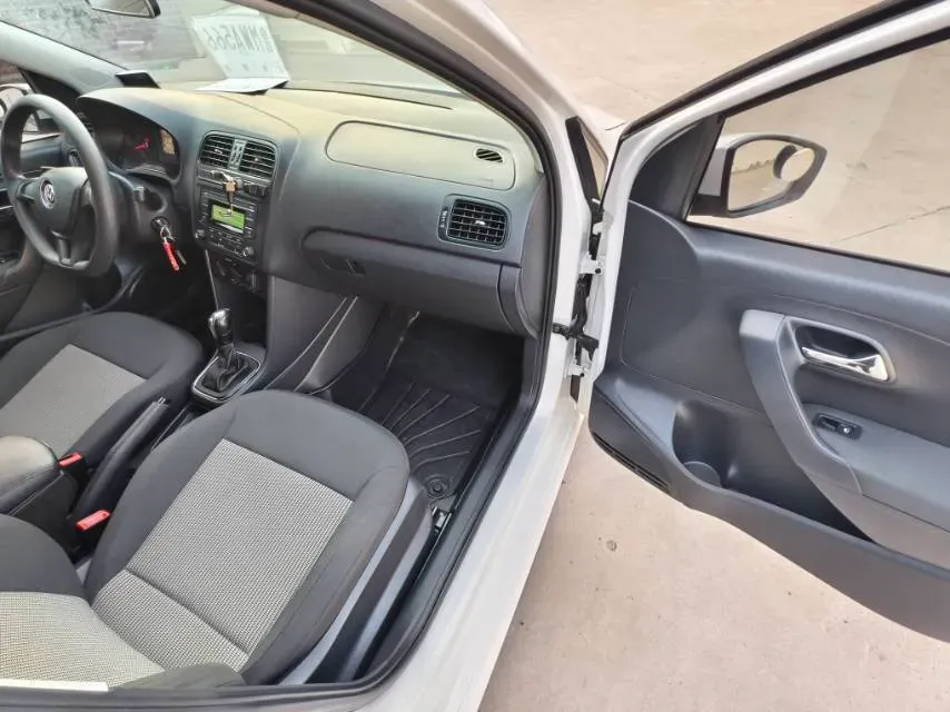 2016 Volkswagen Polo 1.4L 90HP L4 6AT,autocango,china used car exporter,china ev exporter,chinese used car exporter,chinese used ev exporter