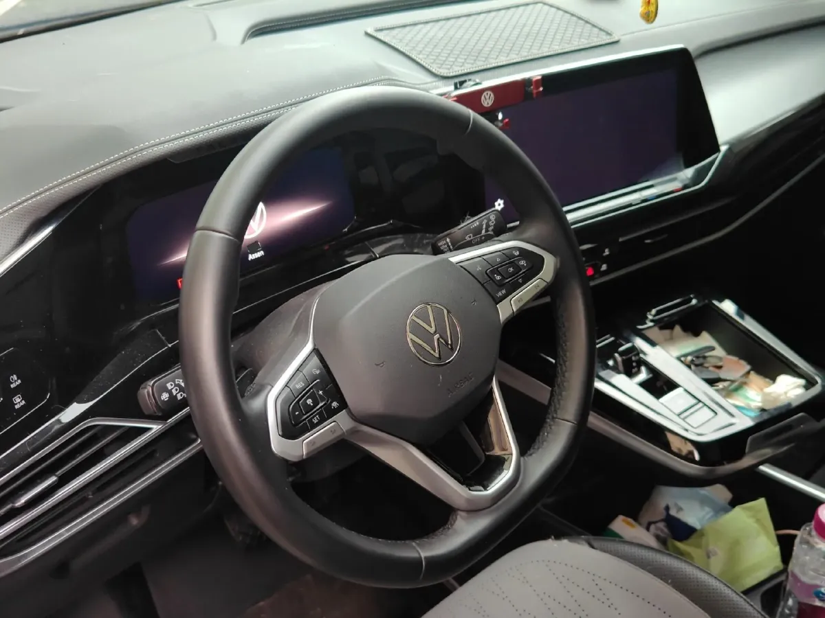 2021 Volkswagen Talagon 2.0T 220HP L4 7DCT,autocango,china used car exporter,china ev exporter,chinese used car exporter,chinese used ev exporter