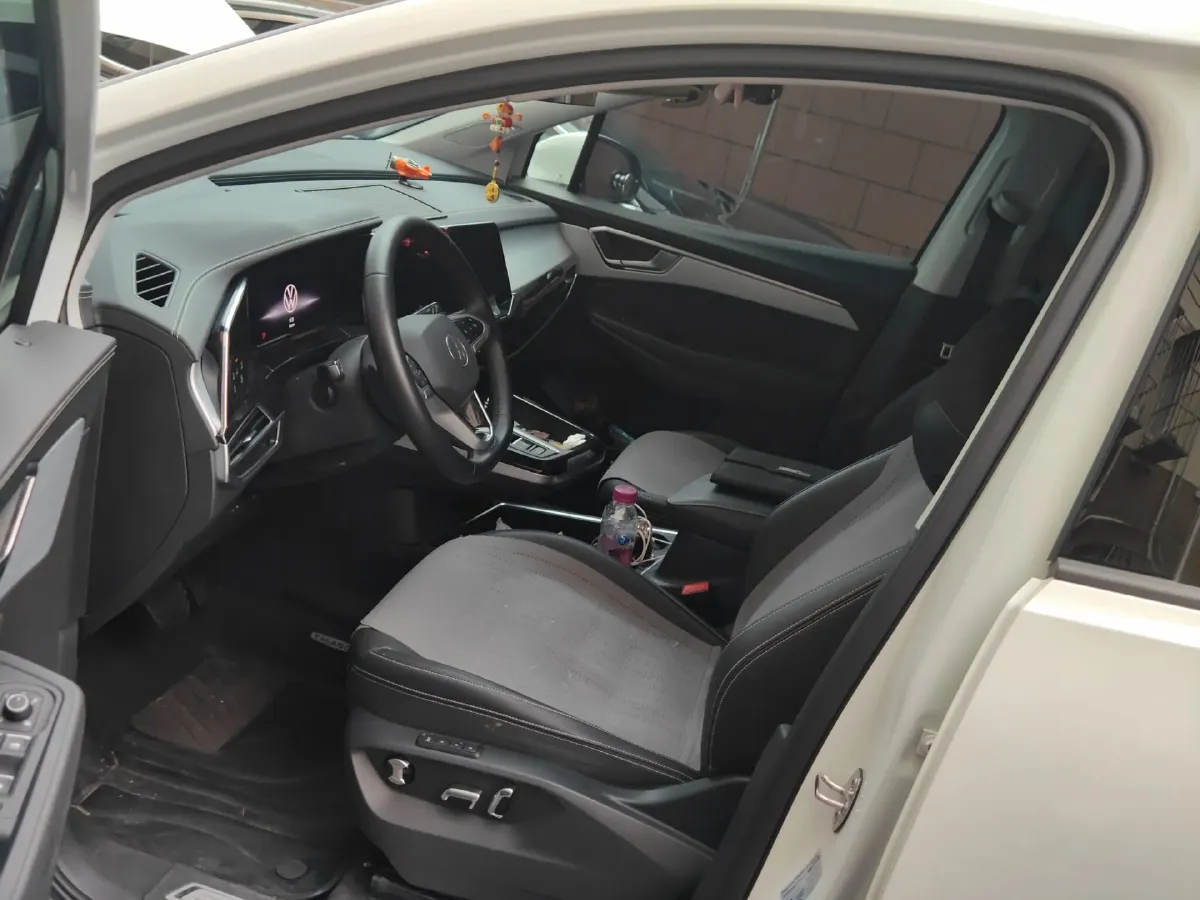 2021 Volkswagen Talagon 2.0T 220HP L4 7DCT,autocango,china used car exporter,china ev exporter,chinese used car exporter,chinese used ev exporter