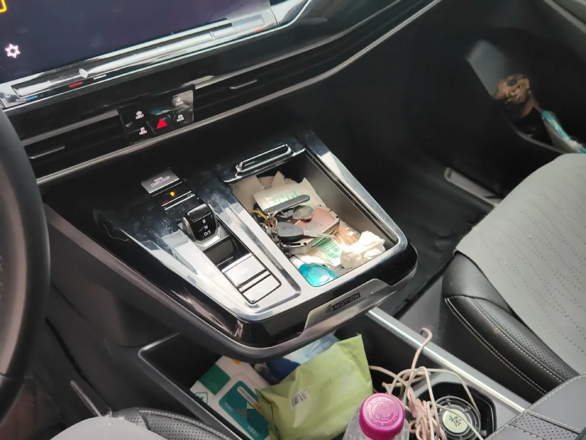 2021 Volkswagen Talagon 2.0T 220HP L4 7DCT,autocango,china used car exporter,china ev exporter,chinese used car exporter,chinese used ev exporter