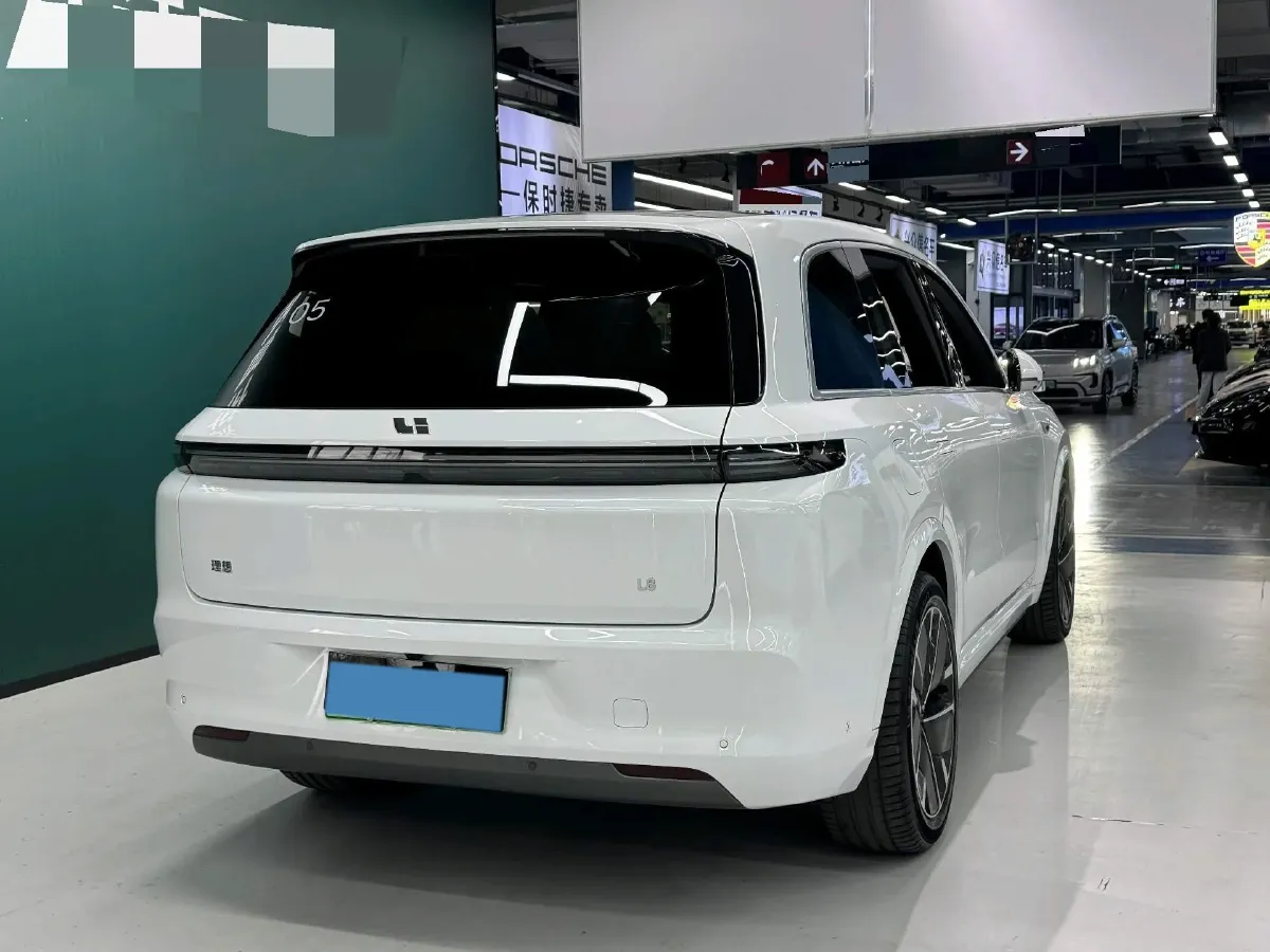2025 Li L8 Range Extended 154HP REEV,autocango,china used car exporter,china ev exporter,chinese used car exporter,chinese used ev exporter