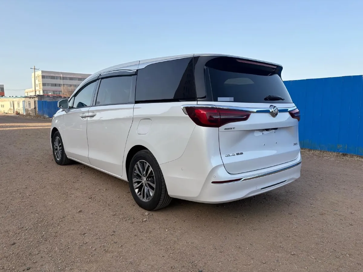 2021 Buick GL8 2.0T 237HP L4 9AT,autocango,china used car exporter,china ev exporter,chinese used car exporter,chinese used ev exporter