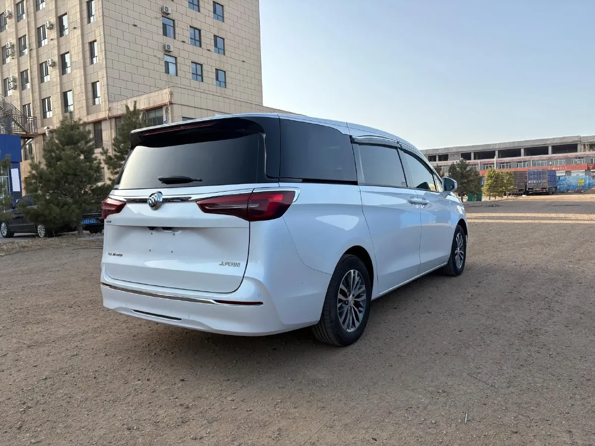 2021 Buick GL8 2.0T 237HP L4 9AT,autocango,china used car exporter,china ev exporter,chinese used car exporter,chinese used ev exporter