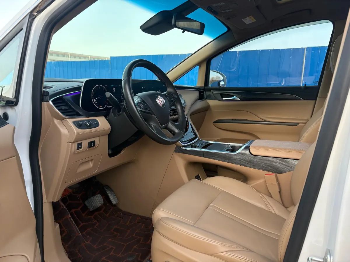 2021 Buick GL8 2.0T 237HP L4 9AT,autocango,china used car exporter,china ev exporter,chinese used car exporter,chinese used ev exporter