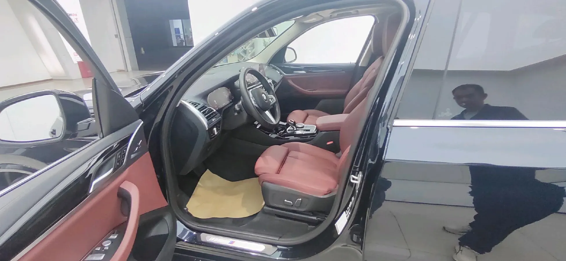 2023 BMW X3 2.0T 184HP L4 8AT,autocango,china used car exporter,china ev exporter,chinese used car exporter,chinese used ev exporter