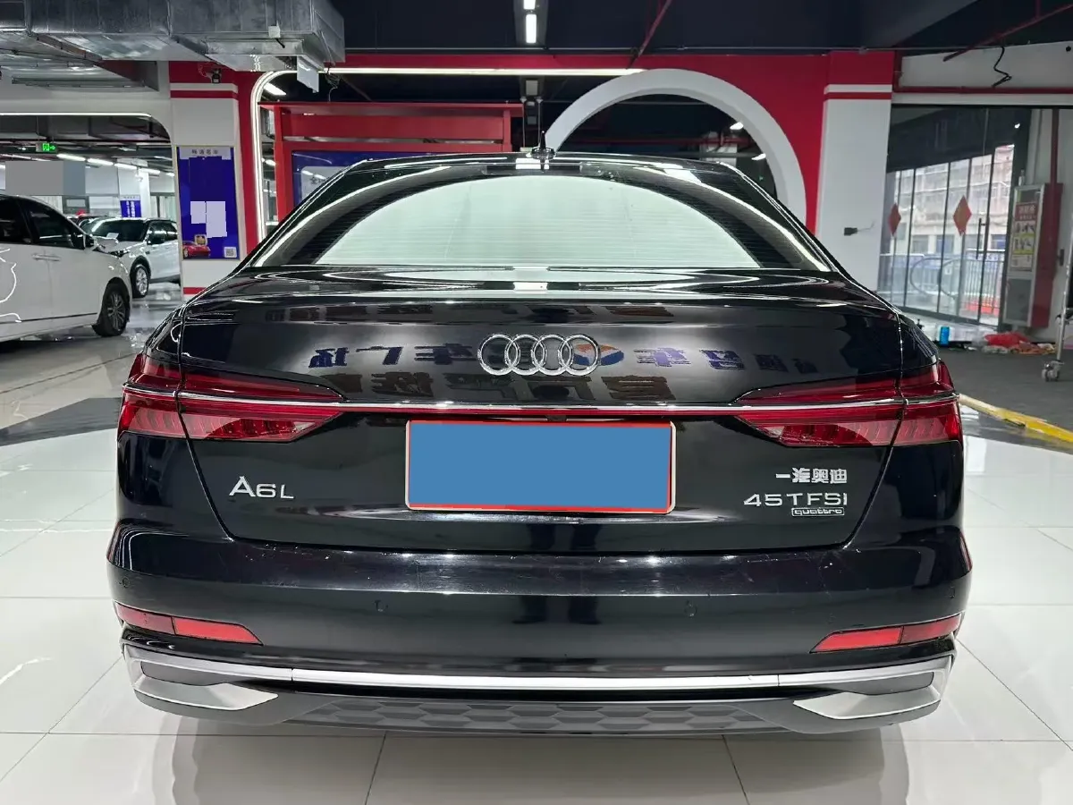 2023 Audi A6L 2.0T 190HP L4 7DCT,autocango,china used car exporter,china ev exporter,chinese used car exporter,chinese used ev exporter