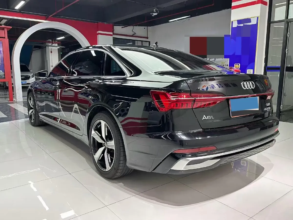 2023 Audi A6L 2.0T 190HP L4 7DCT,autocango,china used car exporter,china ev exporter,chinese used car exporter,chinese used ev exporter