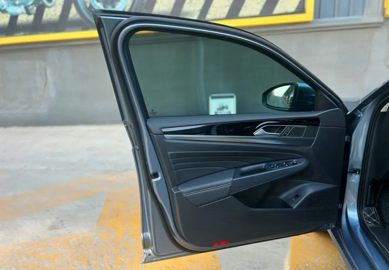 2022 Tesla Model 3 BEV 60KWH,autocango,china used car exporter,china ev exporter,chinese used car exporter,chinese used ev exporter