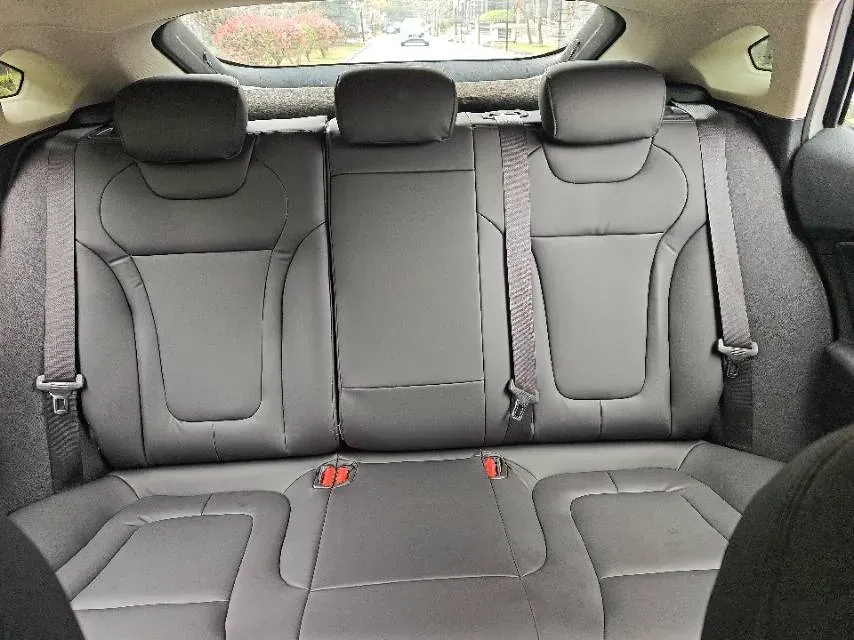 2022 Bestune B70 1.5T 169HP L4 7DCT,autocango,china used car exporter,china ev exporter,chinese used car exporter,chinese used ev exporter