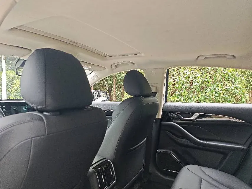 2022 Bestune B70 1.5T 169HP L4 7DCT,autocango,china used car exporter,china ev exporter,chinese used car exporter,chinese used ev exporter