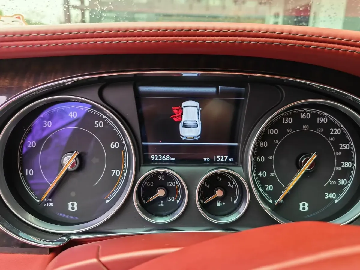 2017 Bentley Flying Spur 4.0T 507HP V8 8AT,autocango,china used car exporter,china ev exporter,chinese used car exporter,chinese used ev exporter