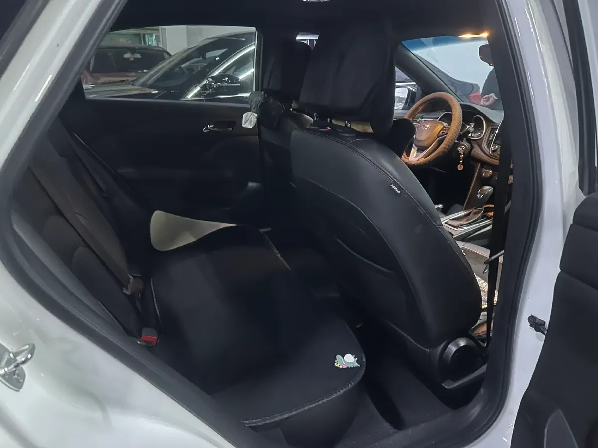 2019 Chevrolet Monza 1.3T 163HP L3 6AT,autocango,china used car exporter,china ev exporter,chinese used car exporter,chinese used ev exporter