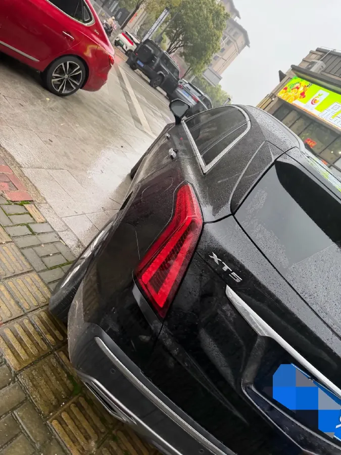 2021 Cadillac XT5 2.0T 237HP L4 9AT,autocango,china used car exporter,china ev exporter,chinese used car exporter,chinese used ev exporter