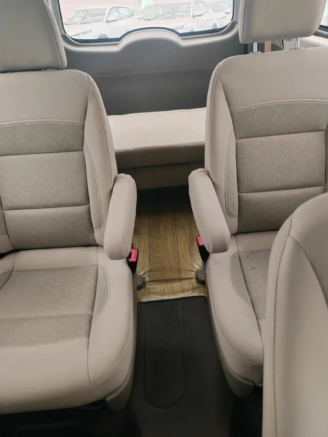 2018 WuLing HongGuang S3 1.5L 112HP L4 6MT,autocango,china used car exporter,china ev exporter,chinese used car exporter,chinese used ev exporter