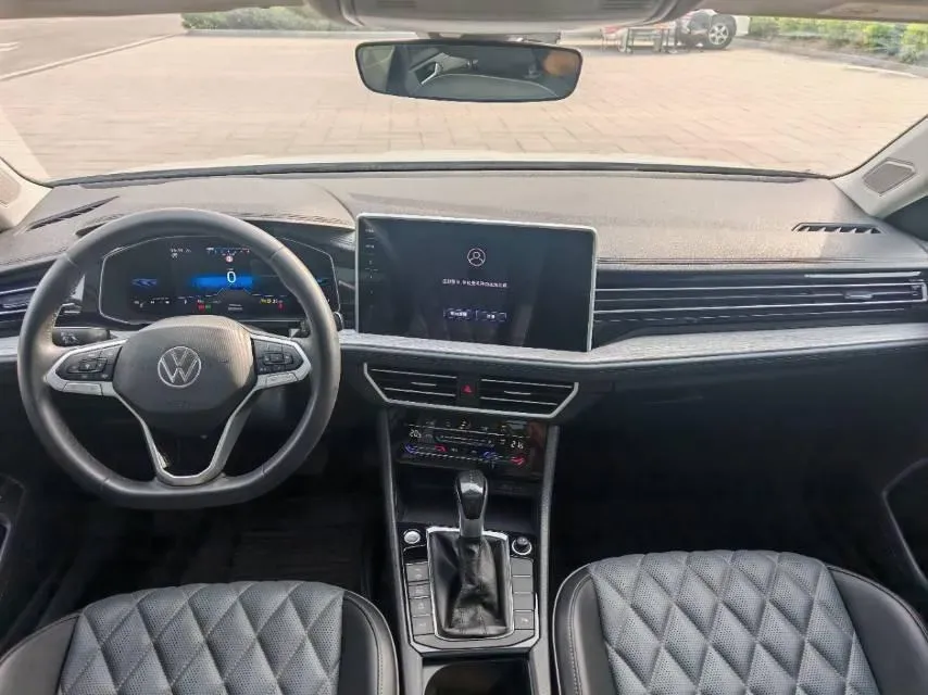 2023 Volkswagen Sagitar 1.2T 116HP L4 7DCT,autocango,china used car exporter,china ev exporter,chinese used car exporter,chinese used ev exporter