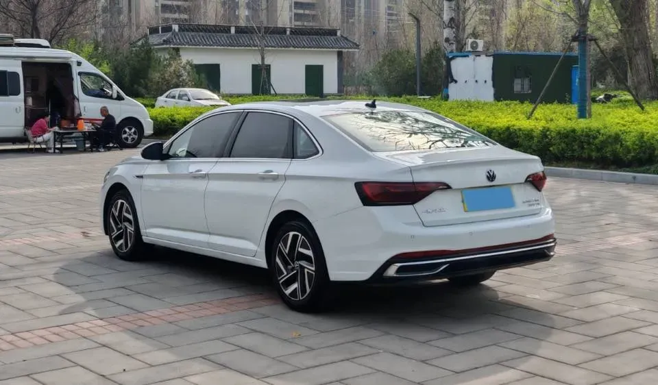 2023 Volkswagen Sagitar 1.2T 116HP L4 7DCT,autocango,china used car exporter,china ev exporter,chinese used car exporter,chinese used ev exporter