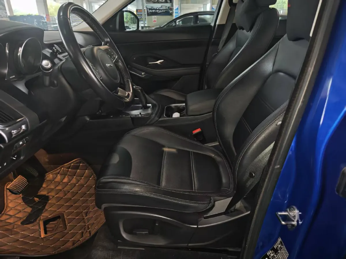 2018 Volkswagen Sharan 2.0T 220HP L4 6DCT,autocango,china used car exporter,china ev exporter,chinese used car exporter,chinese used ev exporter